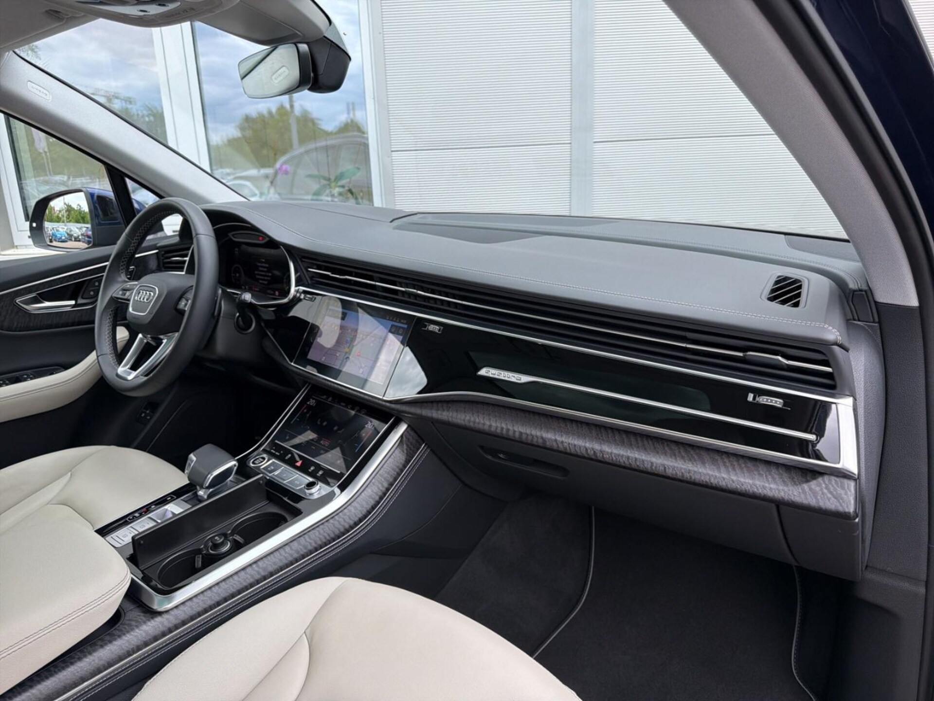 Audi Q7 SUV TFSI e