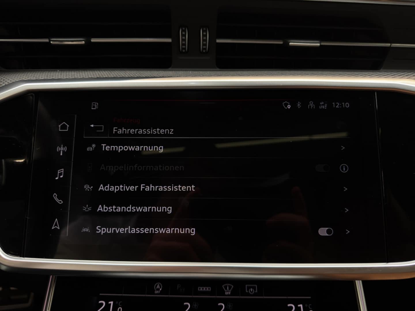 Bild über Audi RS 6 Avant performance TFSI quattro tiptronic - für weitere Informationen kontaktieren Sie den Audi Partner