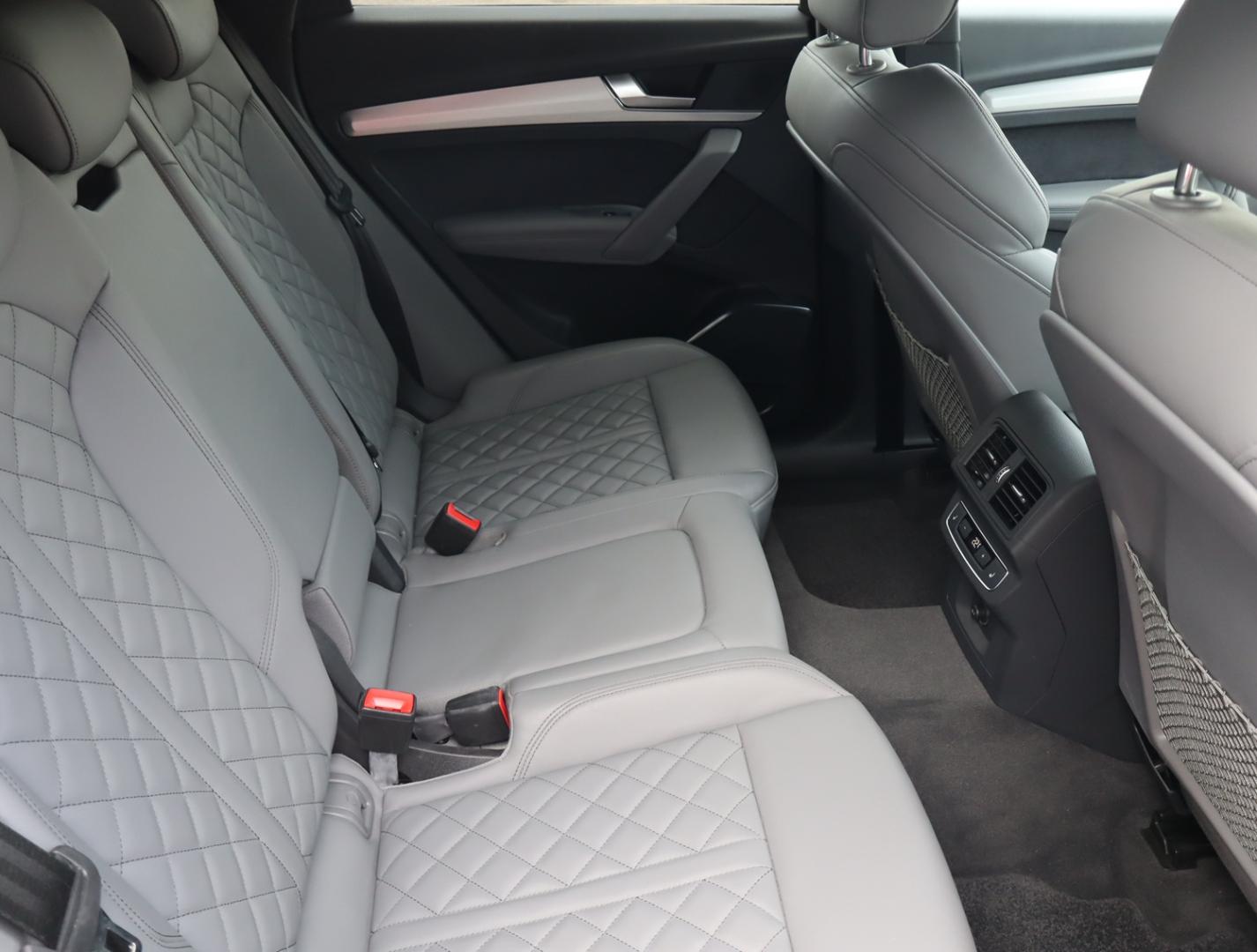 Image about Audi Q5 Sportback 40 TDI quattro S line 150(204) kW(PS) S tronic