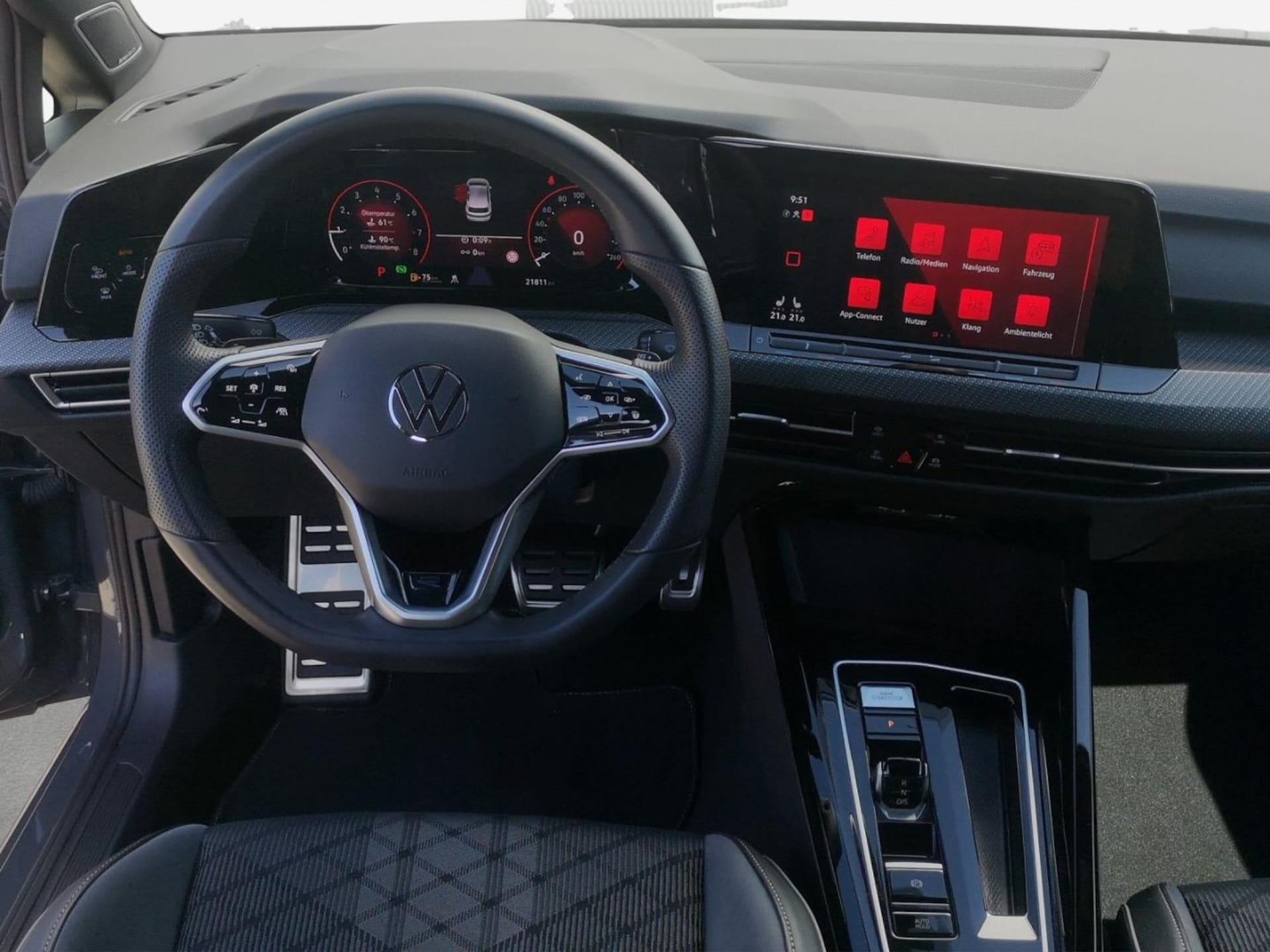 Volkswagen Golf R-Line