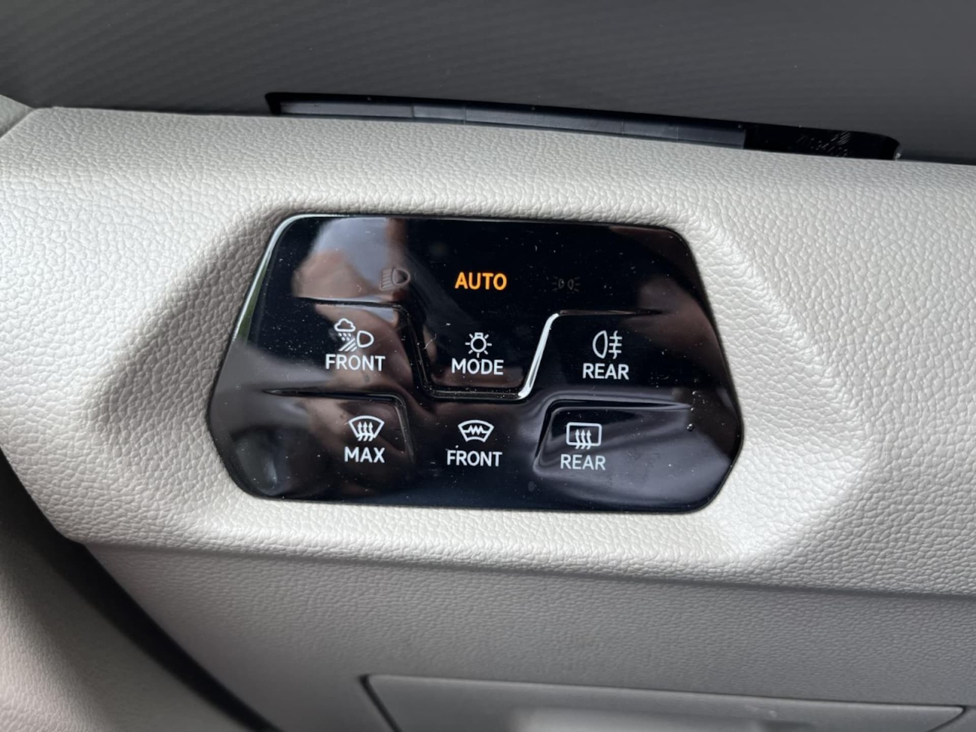 Volkswagen Multivan Life