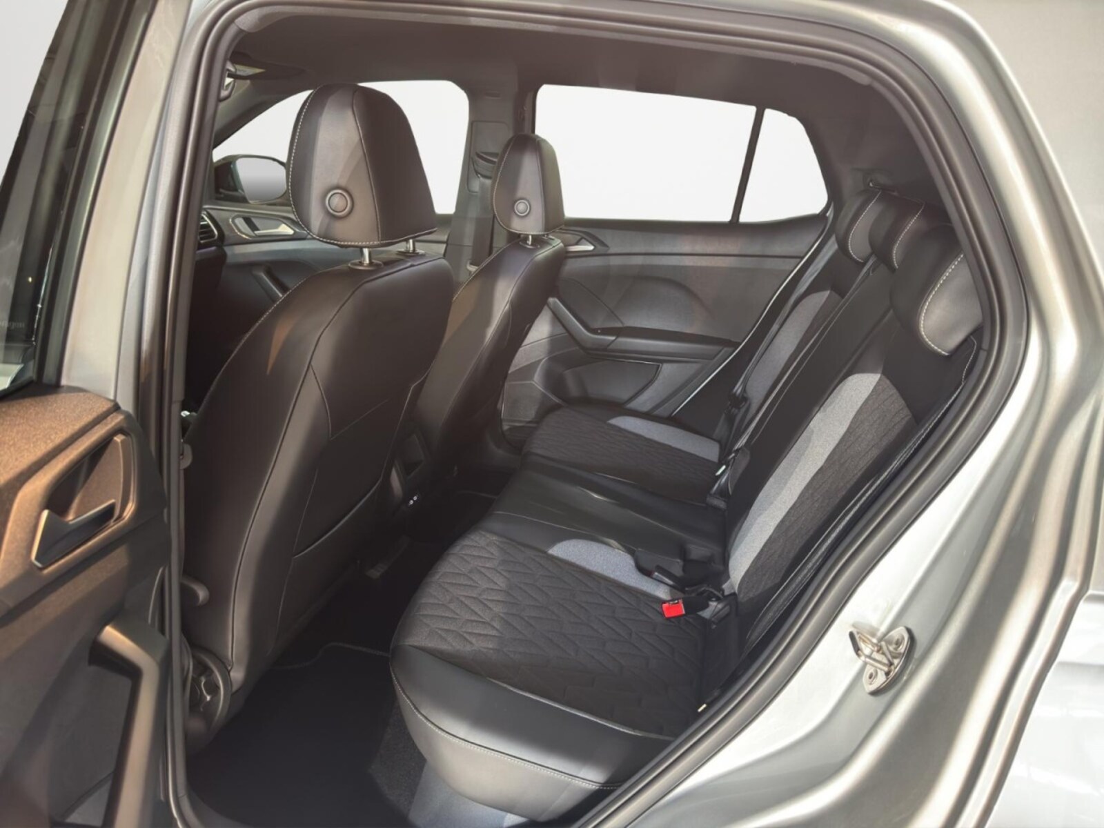 Volkswagen T-Cross – Bild 11