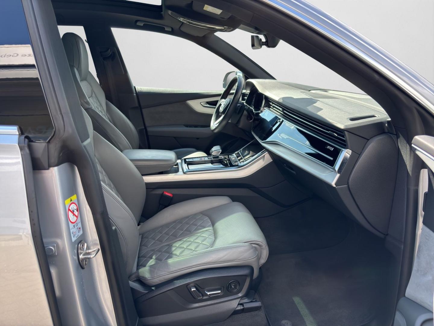 Image about Audi Q8 55 TFSI quattro tiptronic