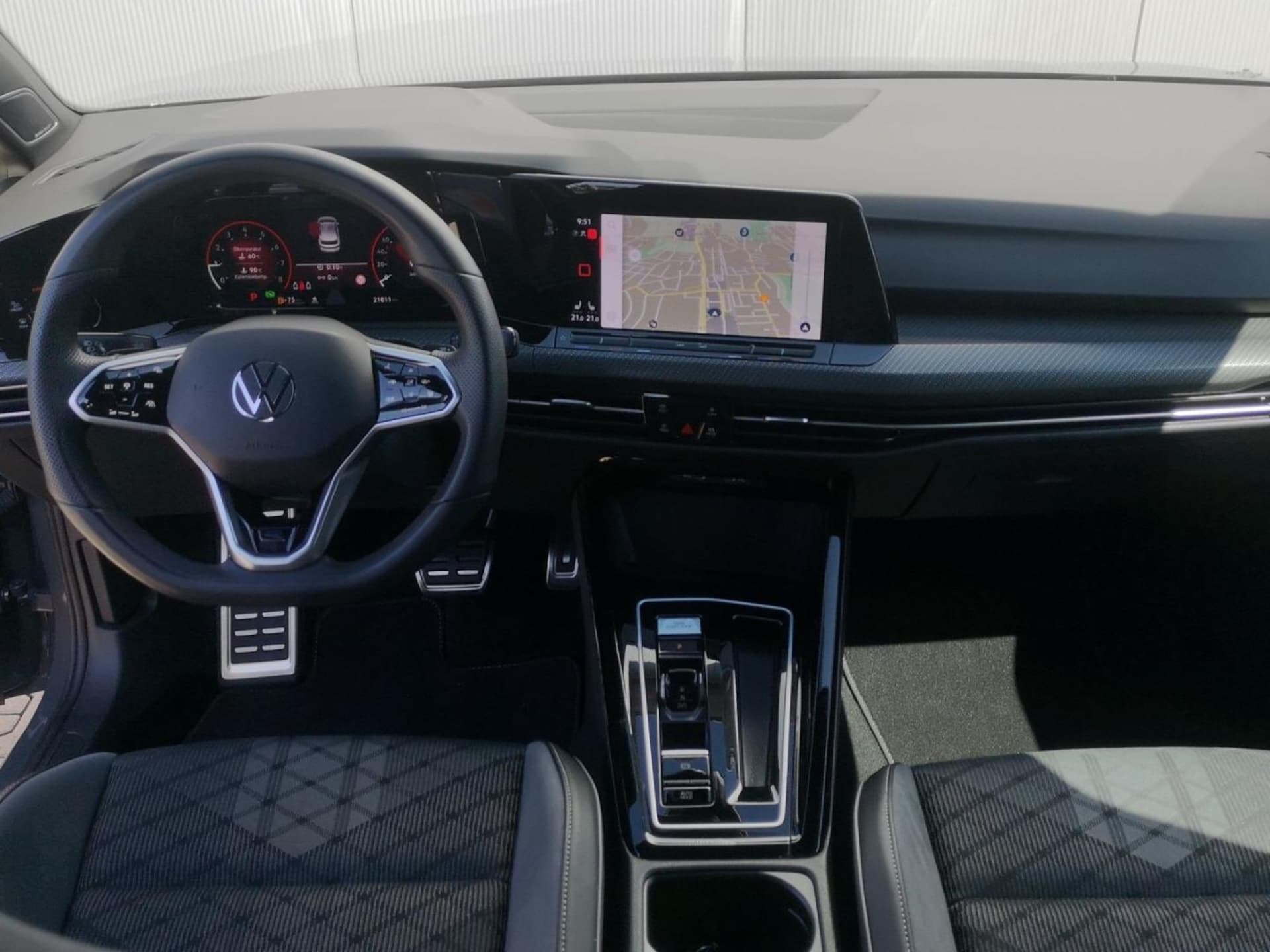 Volkswagen Golf R-Line