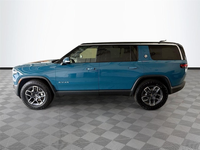 2024 Rivian R1S