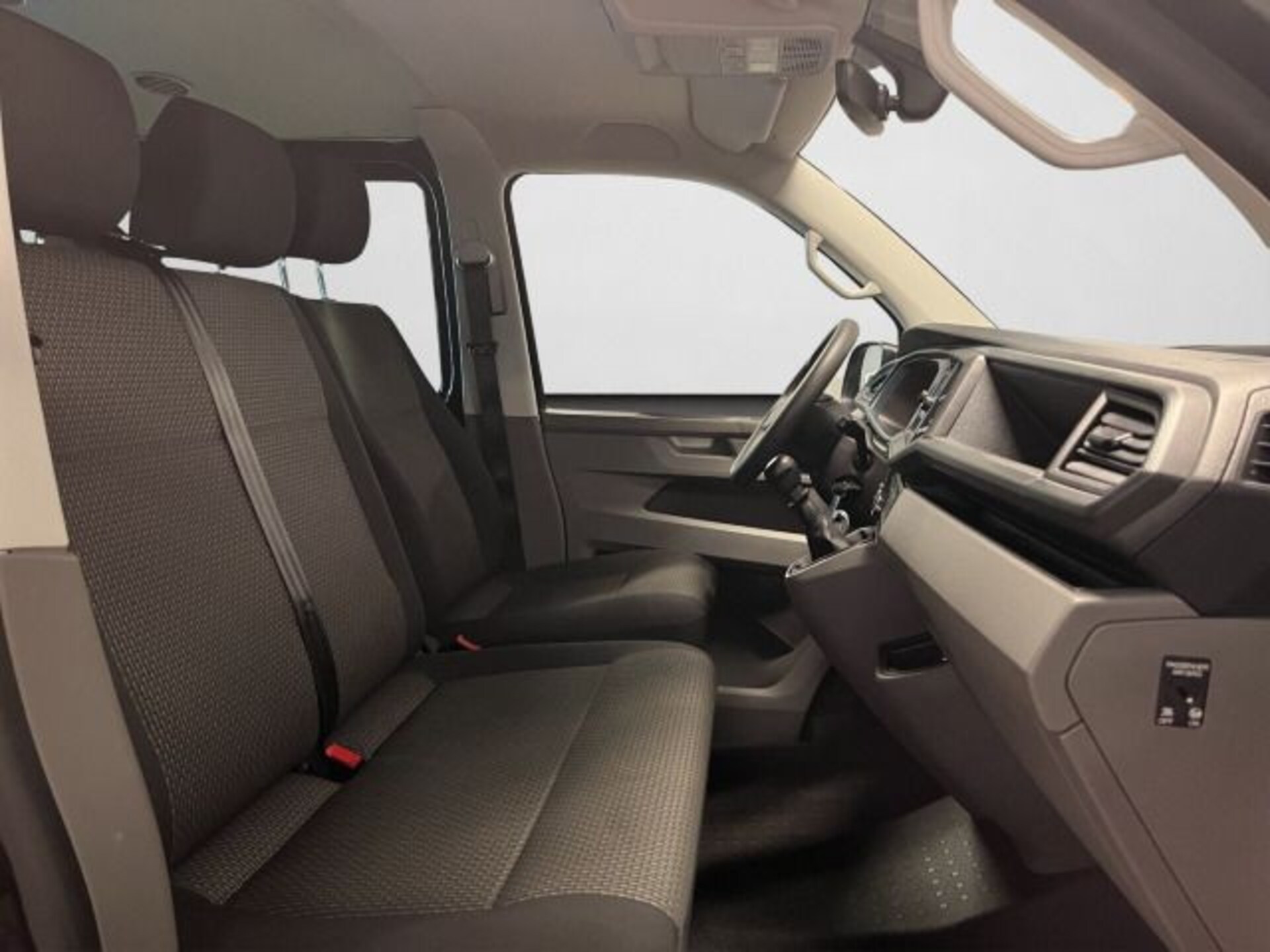 Volkswagen T6.1 Transporter Kombi kurzer Radstand