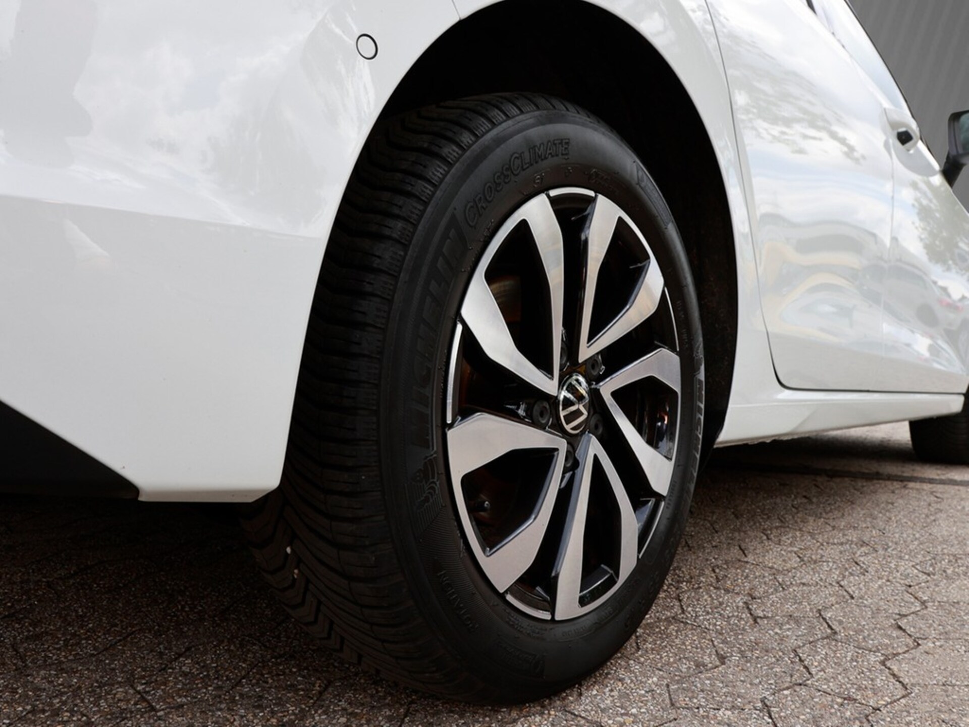 Volkswagen Golf Active