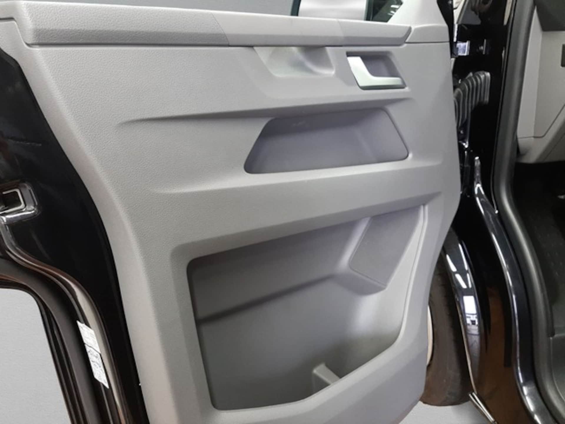 Volkswagen T6.1 Caravelle langer Radstand Comfortline