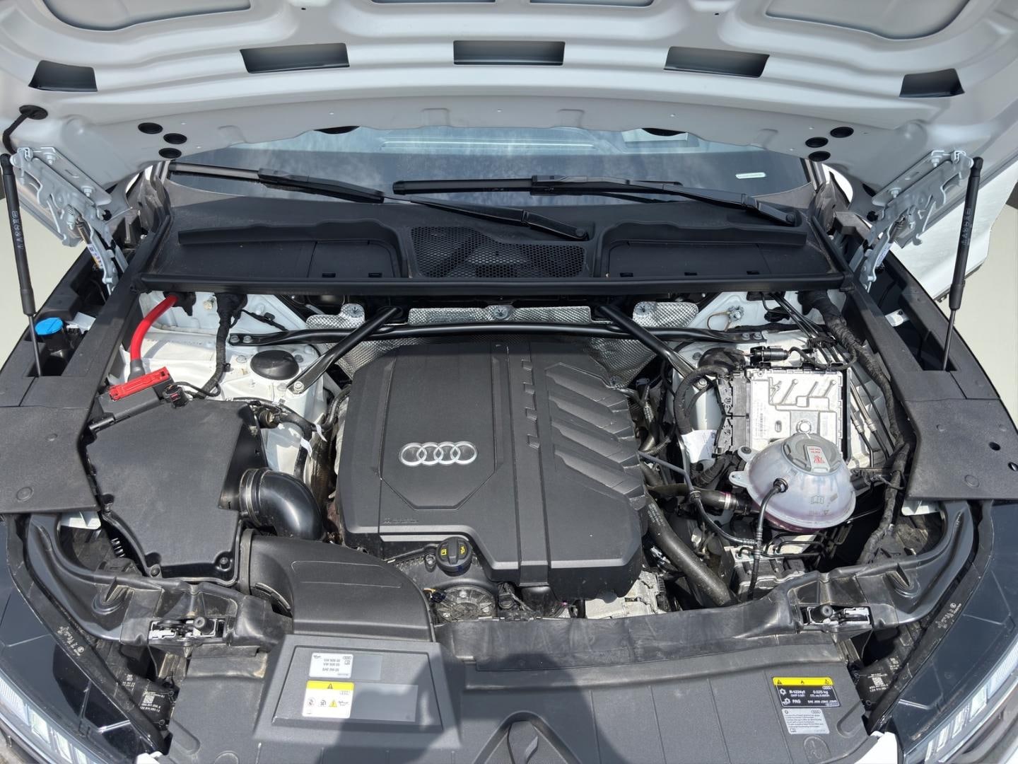 Bild über Audi Q5 Sportback 45 TFSI quattro S tronic - für weitere Informationen kontaktieren Sie den Audi Partner