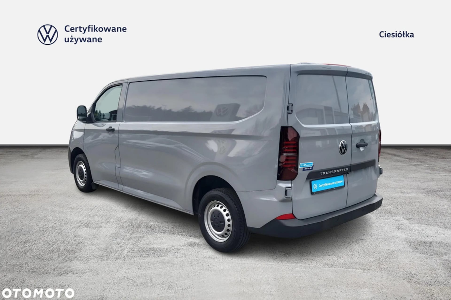 Volkswagen Transporter Furgon długi rozstaw osi
