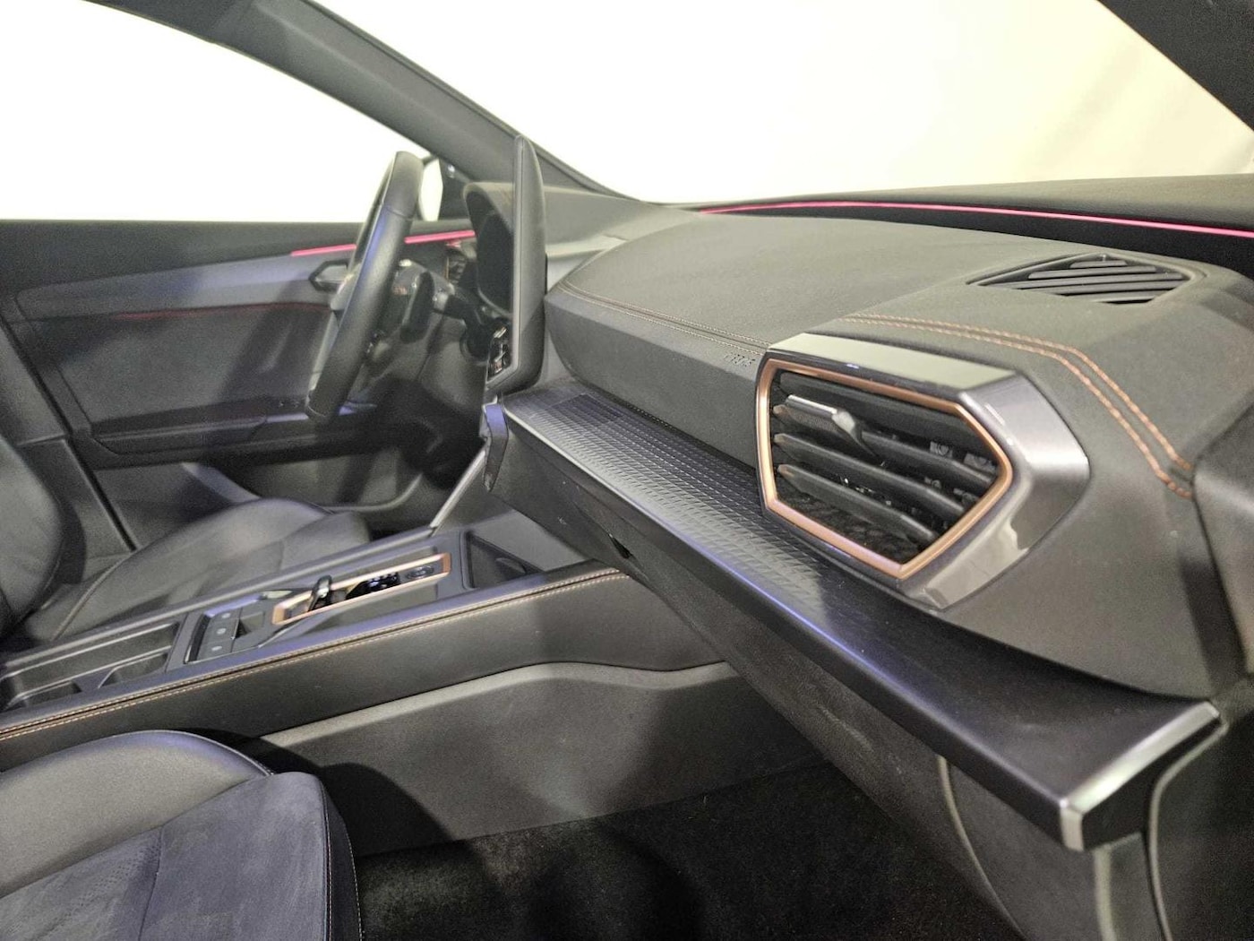 CUPRA Formentor 1.5 eTSI DSG 110 kW (150 CV) — photo 11