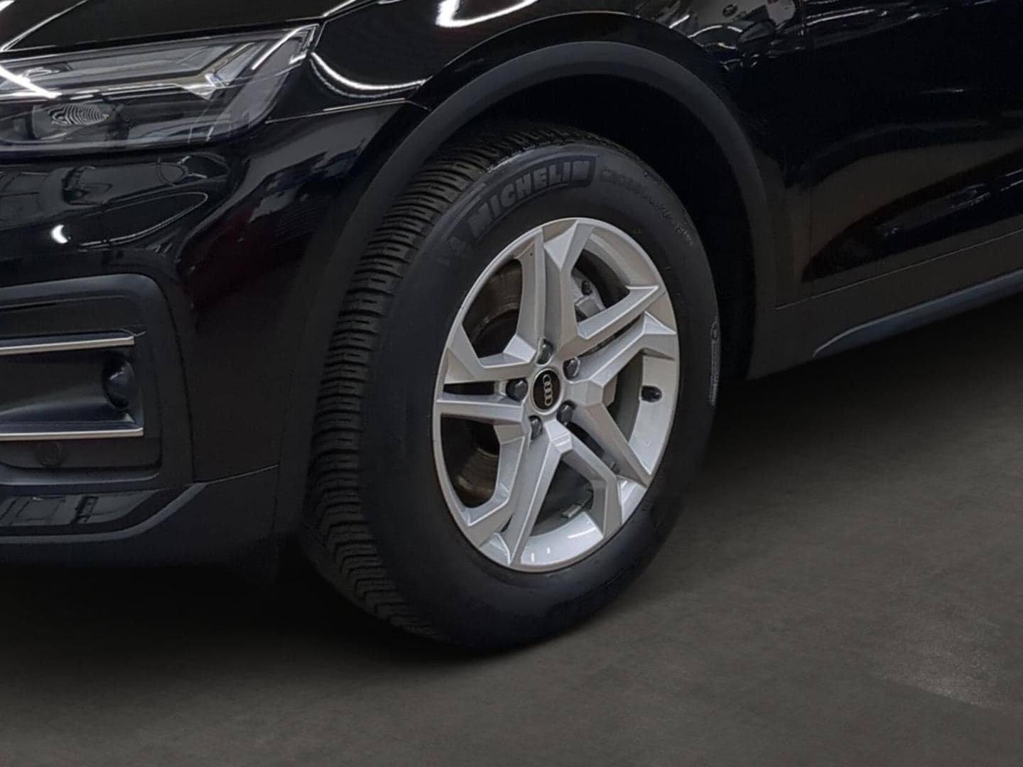 Bild über Audi Q5 35 TDI S tronic - für weitere Informationen kontaktieren Sie den Audi Partner