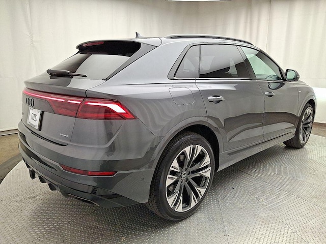 2026 Audi Q8