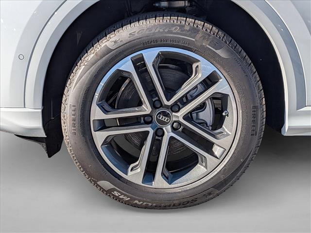 2025 Audi Q5 Premium - Photo 9