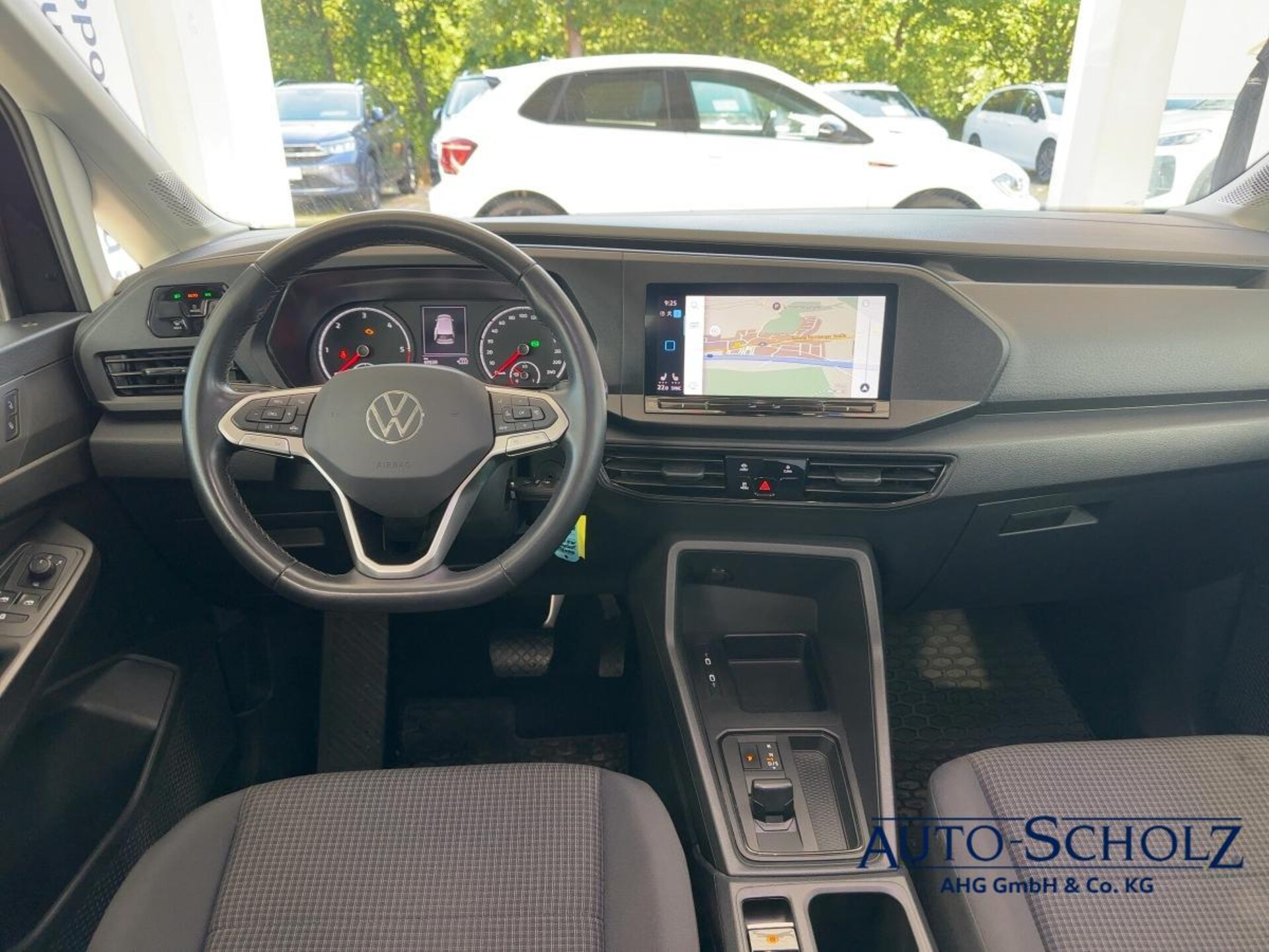 Volkswagen Caddy Maxi Basis-Modell