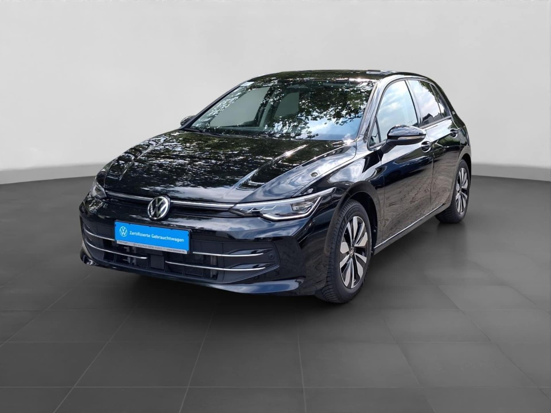 Volkswagen Golf Life