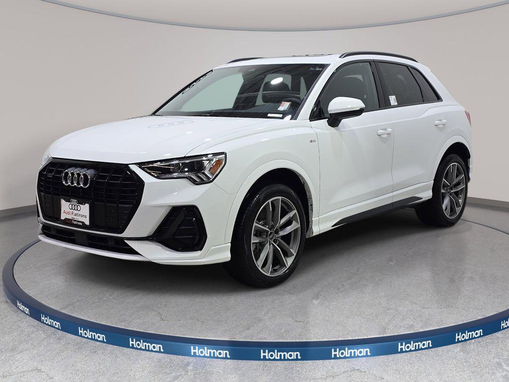 2025 Audi Q3 45 TFSI S Line Premium quattro's photo