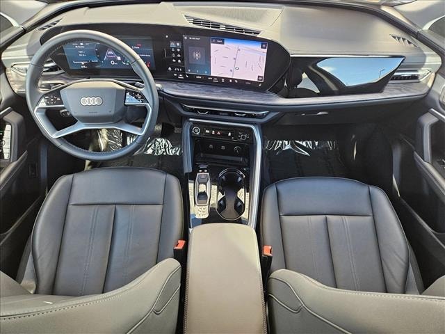 2025 Audi Q5 Premium - Photo 22
