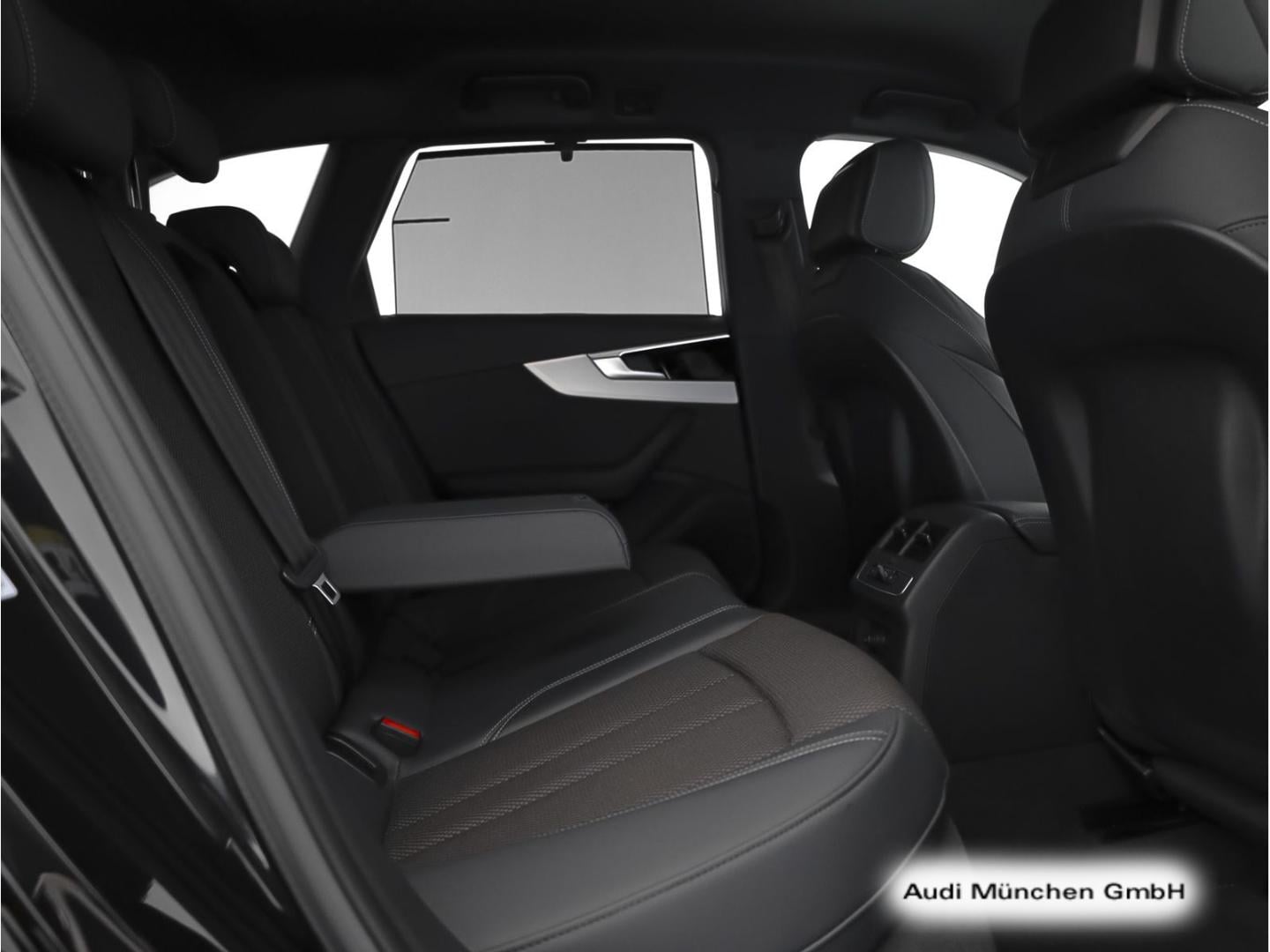 Bild über Audi A4 Avant S line 40 TFSI quattro S tronic - für weitere Informationen kontaktieren Sie den Audi Partner