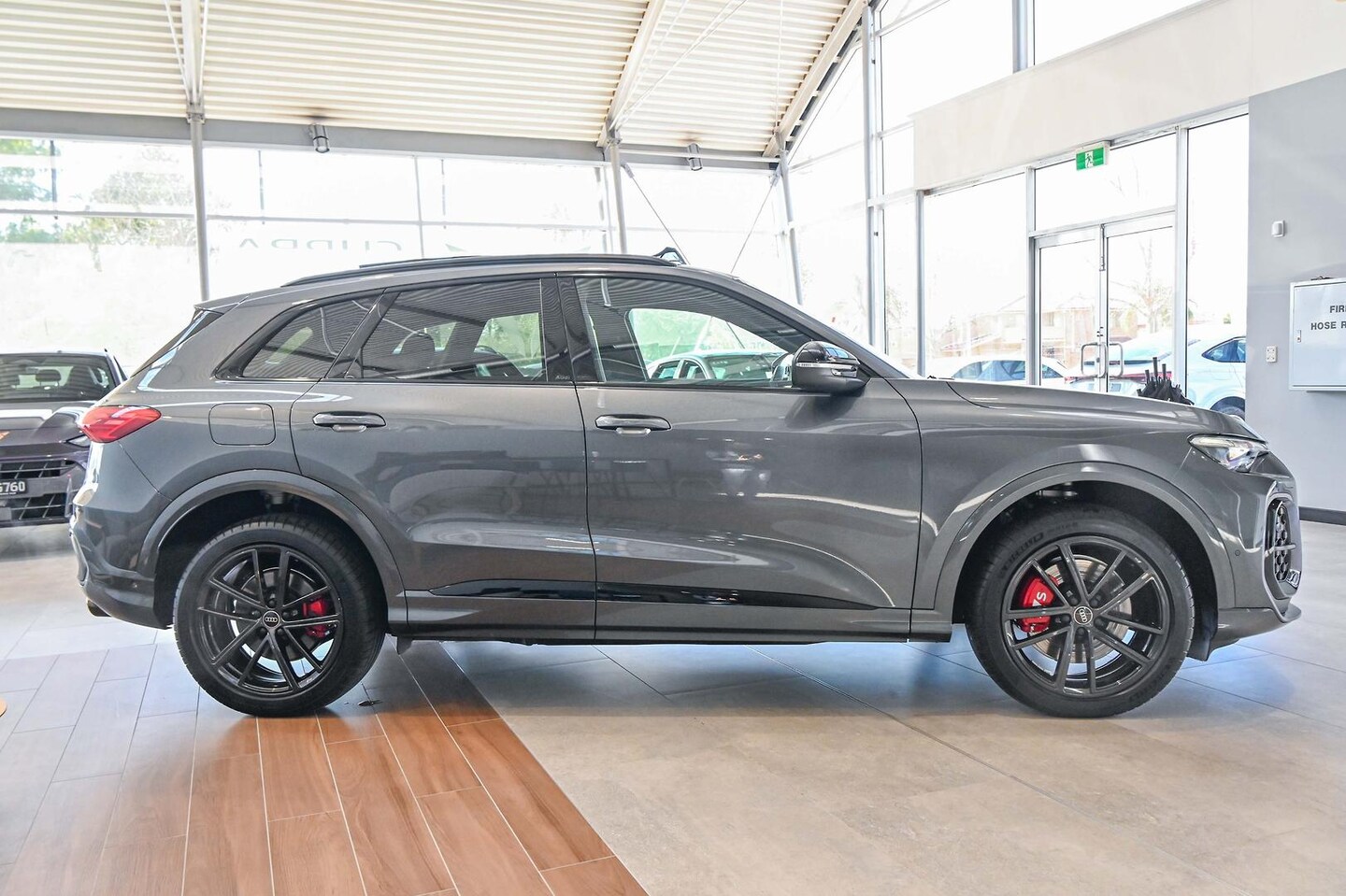 Image about Audi SQ5 SUV TFSI 270 kW edition one