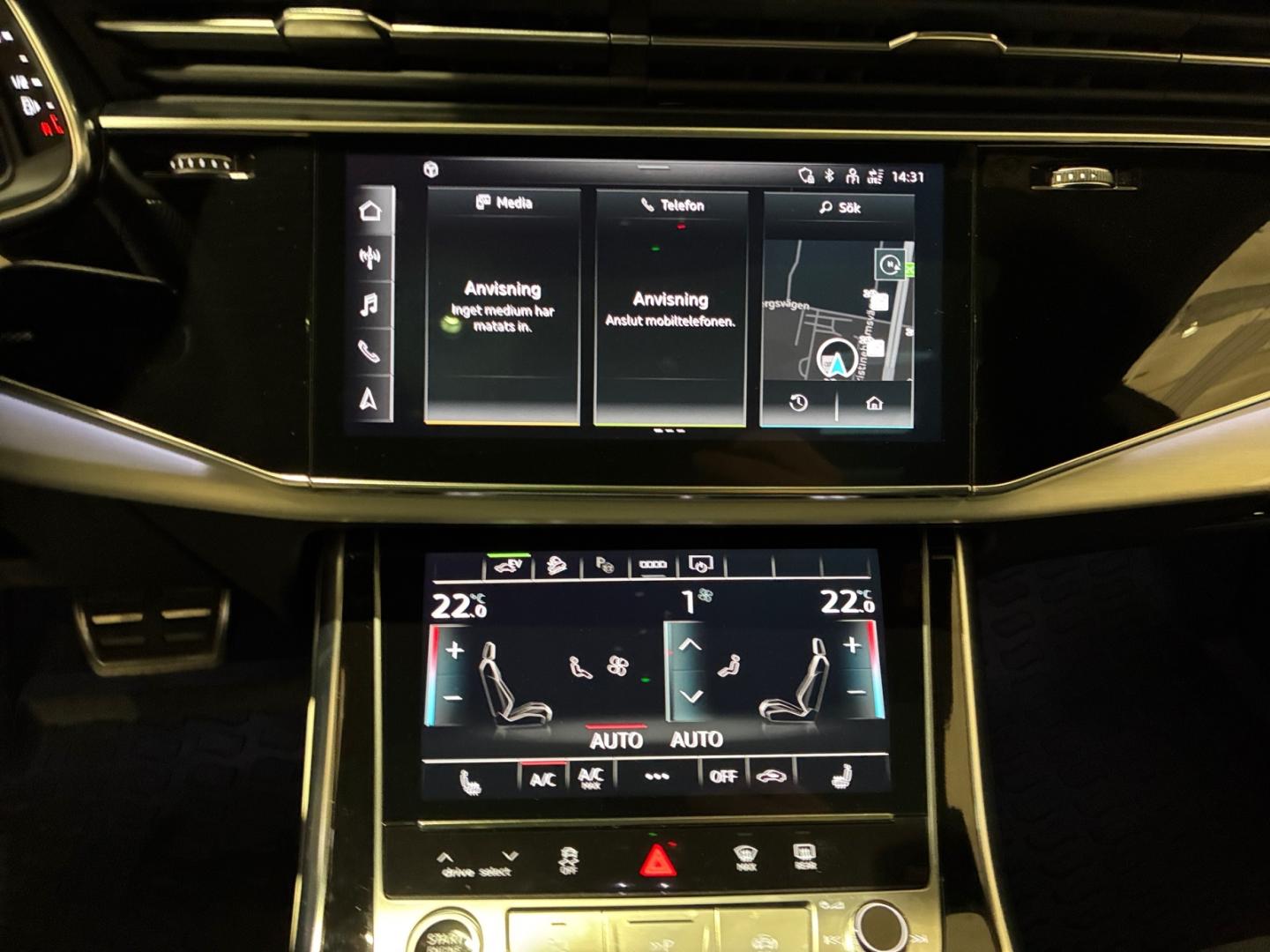 Bild som visar&nbsp;Audi Q8 TFSI e&nbsp;Q8 60 TFSI e quattro S line 462 hk tiptronic - för mer information kontakta din Audi Partner