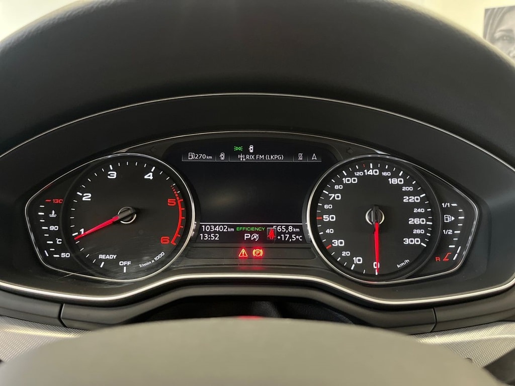 Bild som visar Audi A4 Avant A4 Avant 40 TDI quattro Proline advanced 204 hk S tronic - för mer information kontakta din Audi Partner