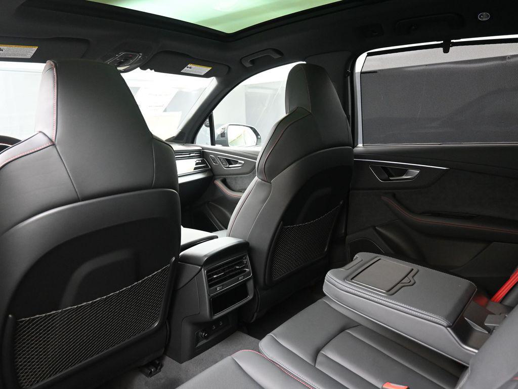 2026 Audi Q7 Prestige - Photo 19