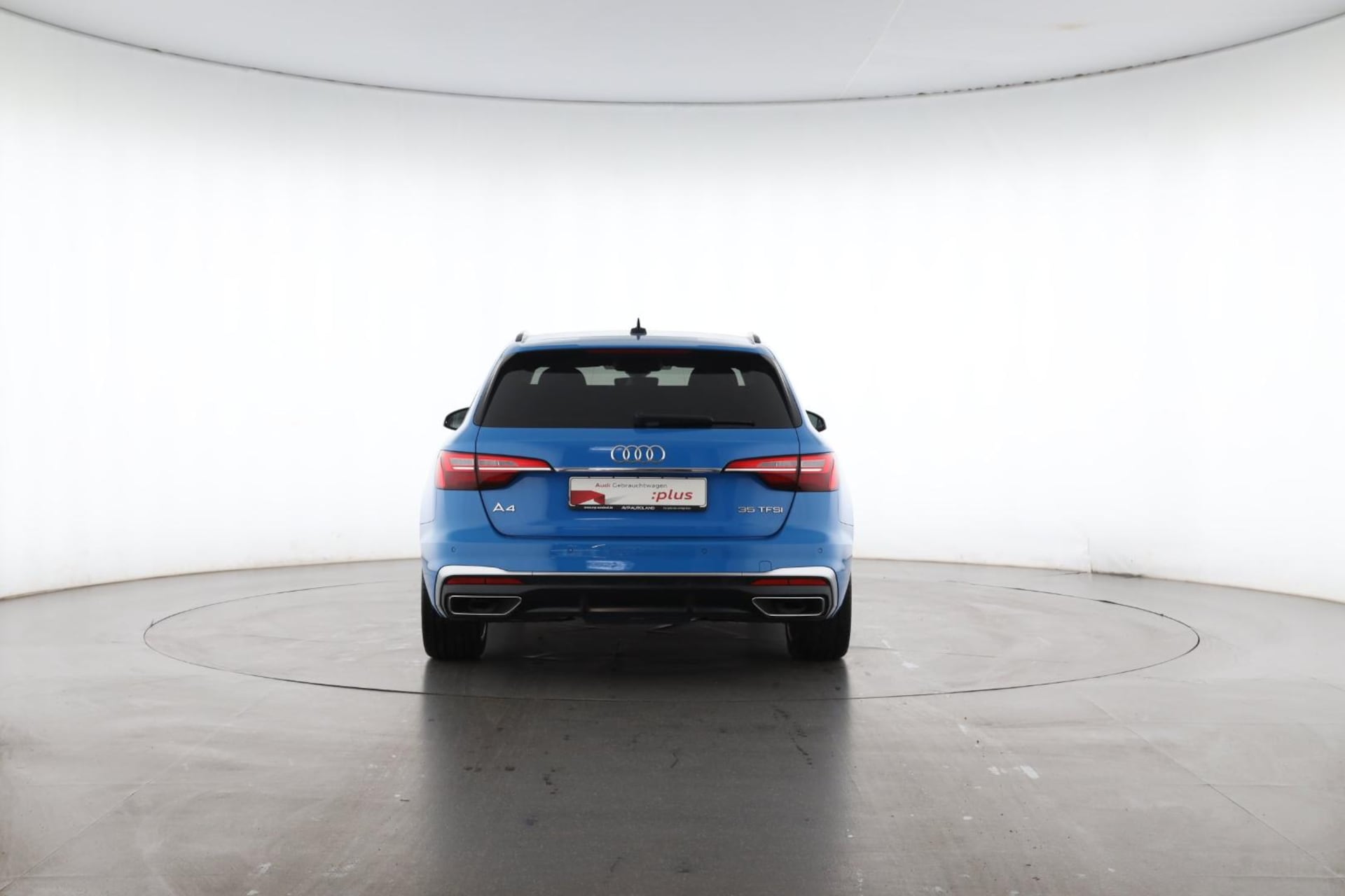 Audi A4 Avant S line