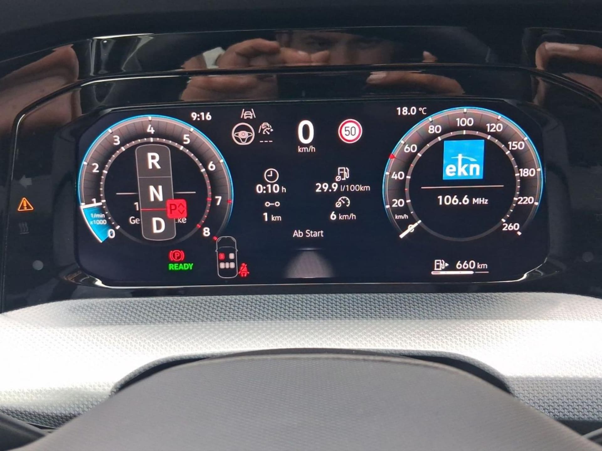 Volkswagen Golf Life