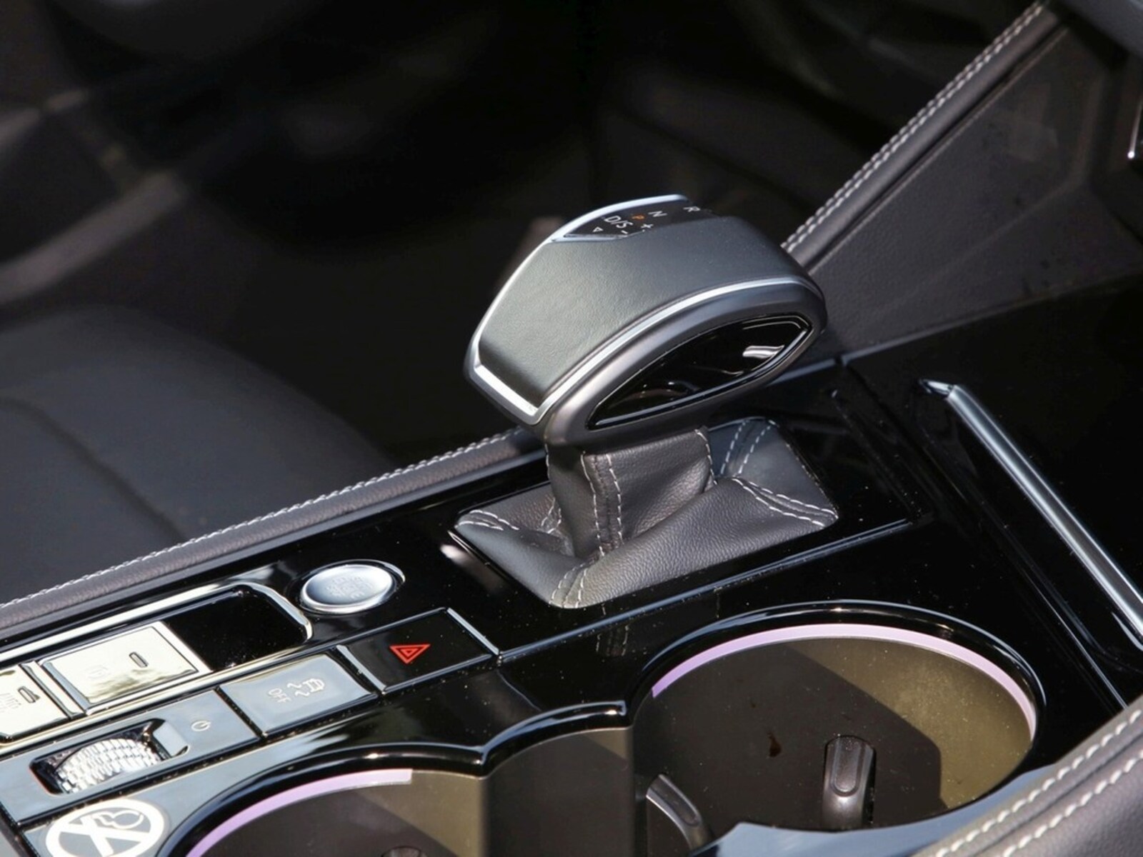 Volkswagen Touareg – Bild 11