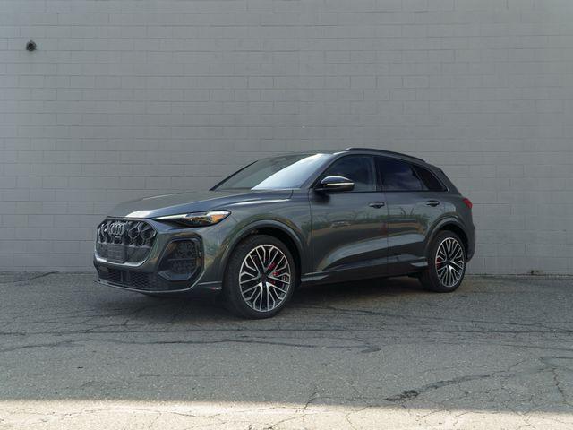 2026 Audi SQ5 Premium Plus quattro's photo