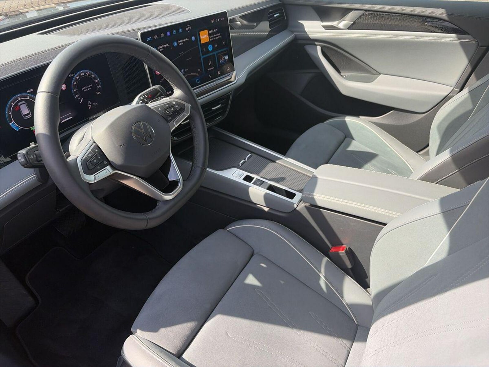 Volkswagen Passat – Bild 8
