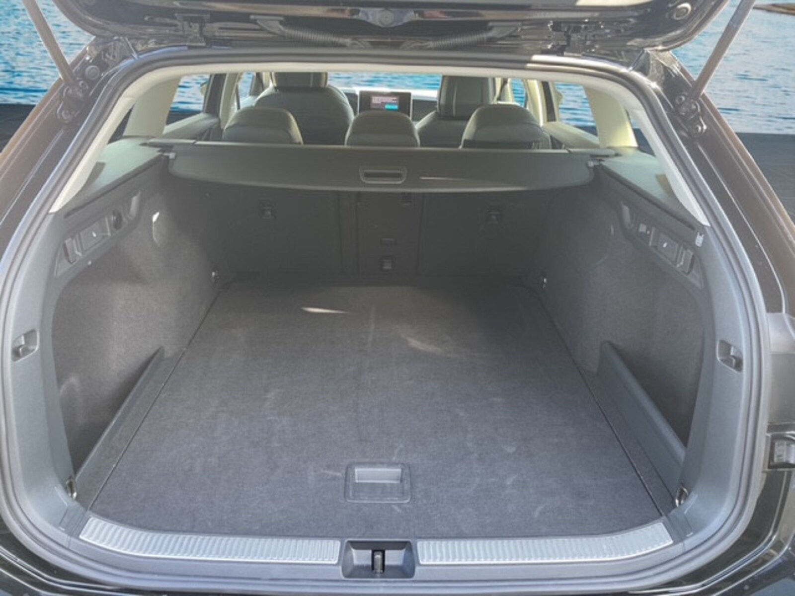 Volkswagen Passat – Bild 12