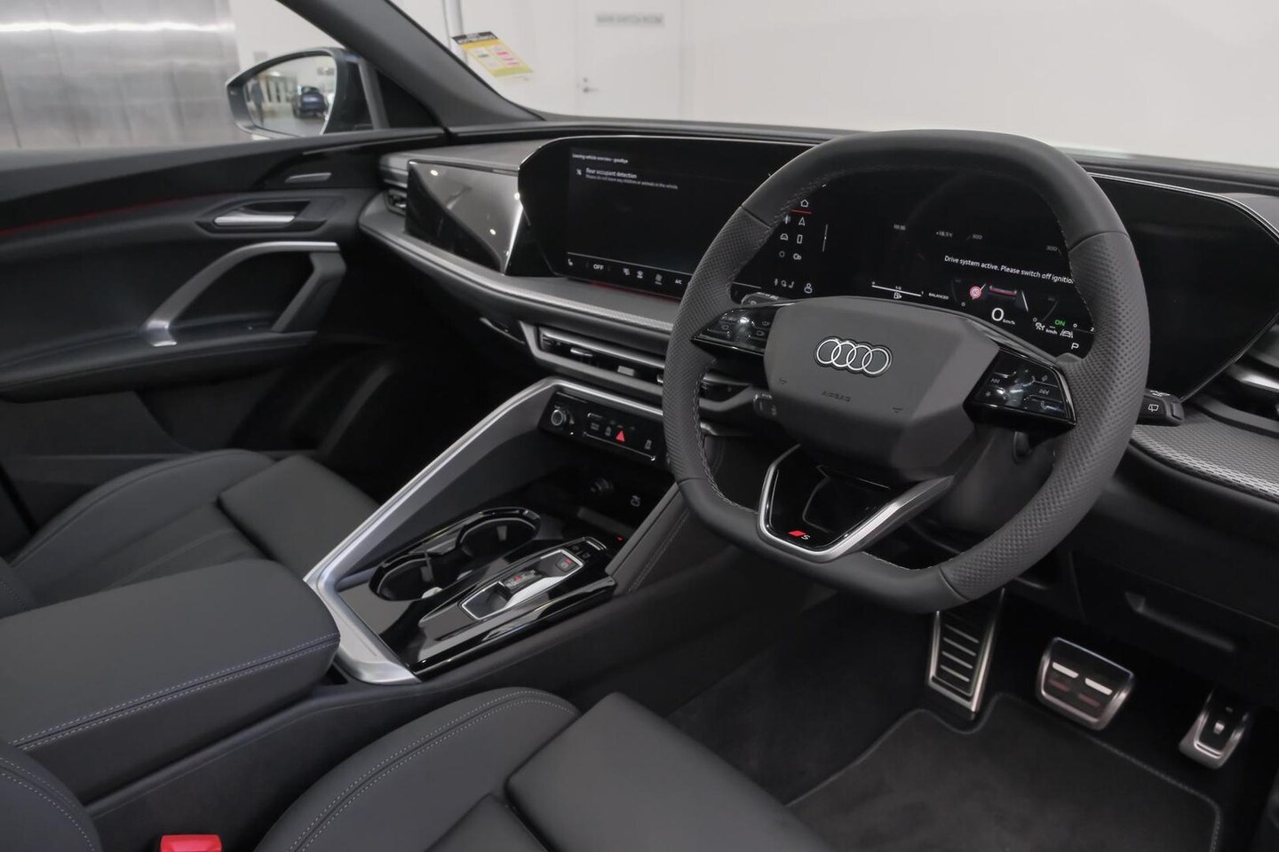 Image about Audi Q5 SUV TFSI quattro 200 kW sport