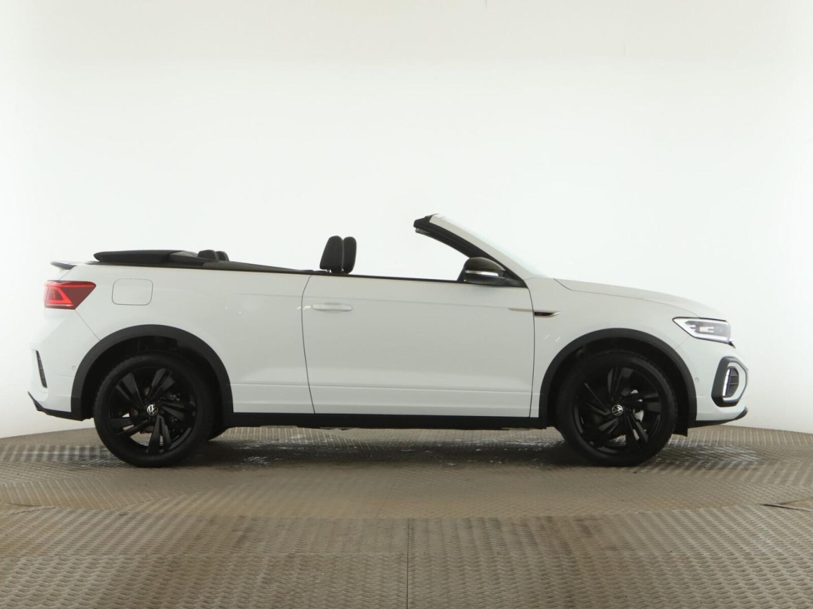 Volkswagen T-Roc Cabriolet – Bild 8