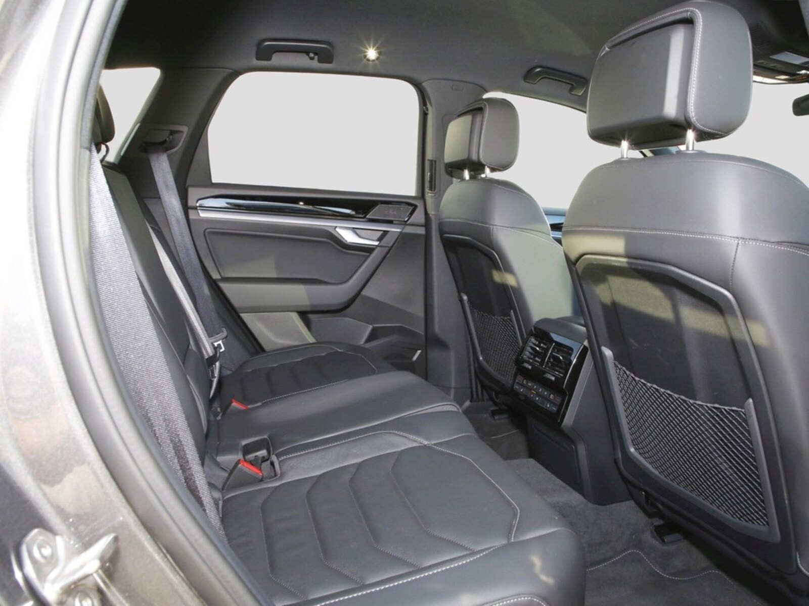 Volkswagen Touareg – Bild 12