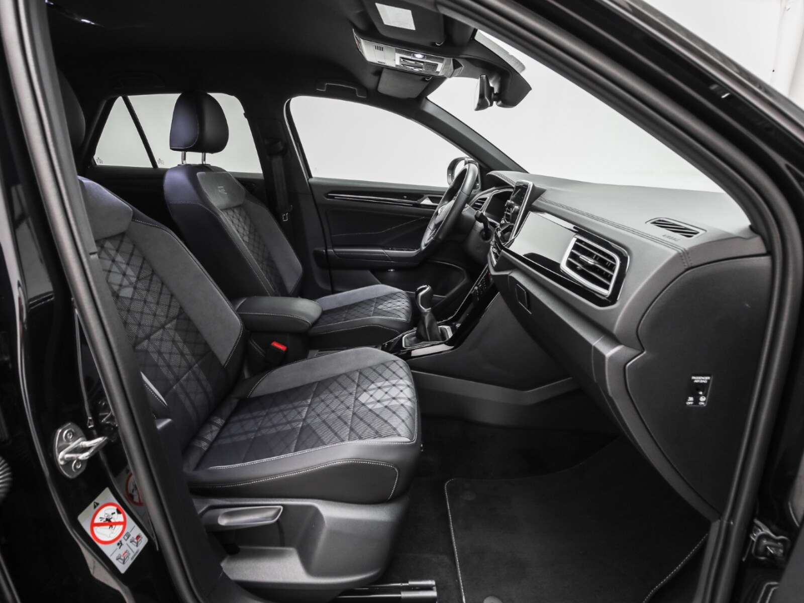 Volkswagen T-Roc – Bild 11