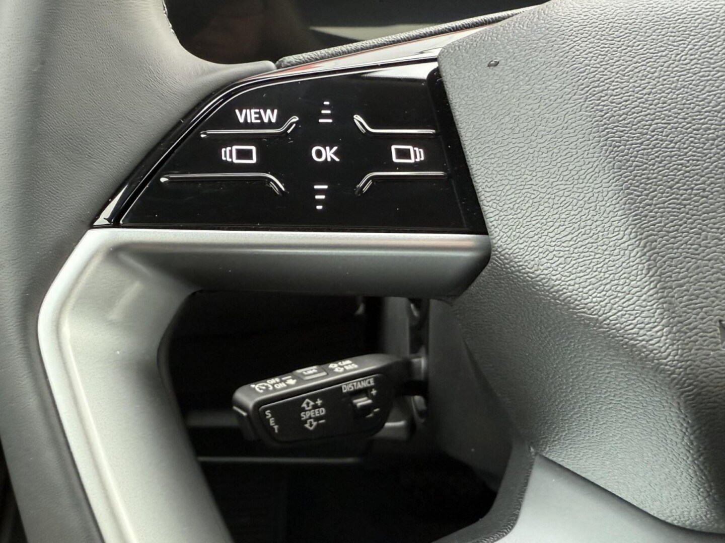 Bild über Audi A6 Limousine e-hybrid e-hybrid quattro 220 kW S tronic - für weitere Informationen kontaktieren Sie den Audi Partner
