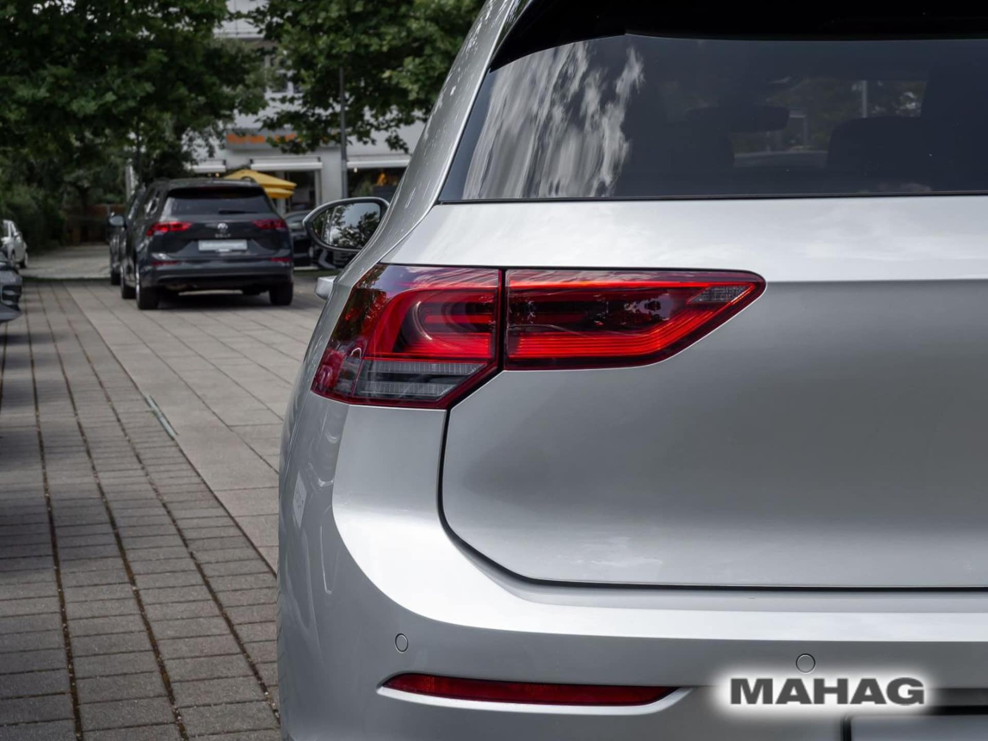 Volkswagen Golf Life