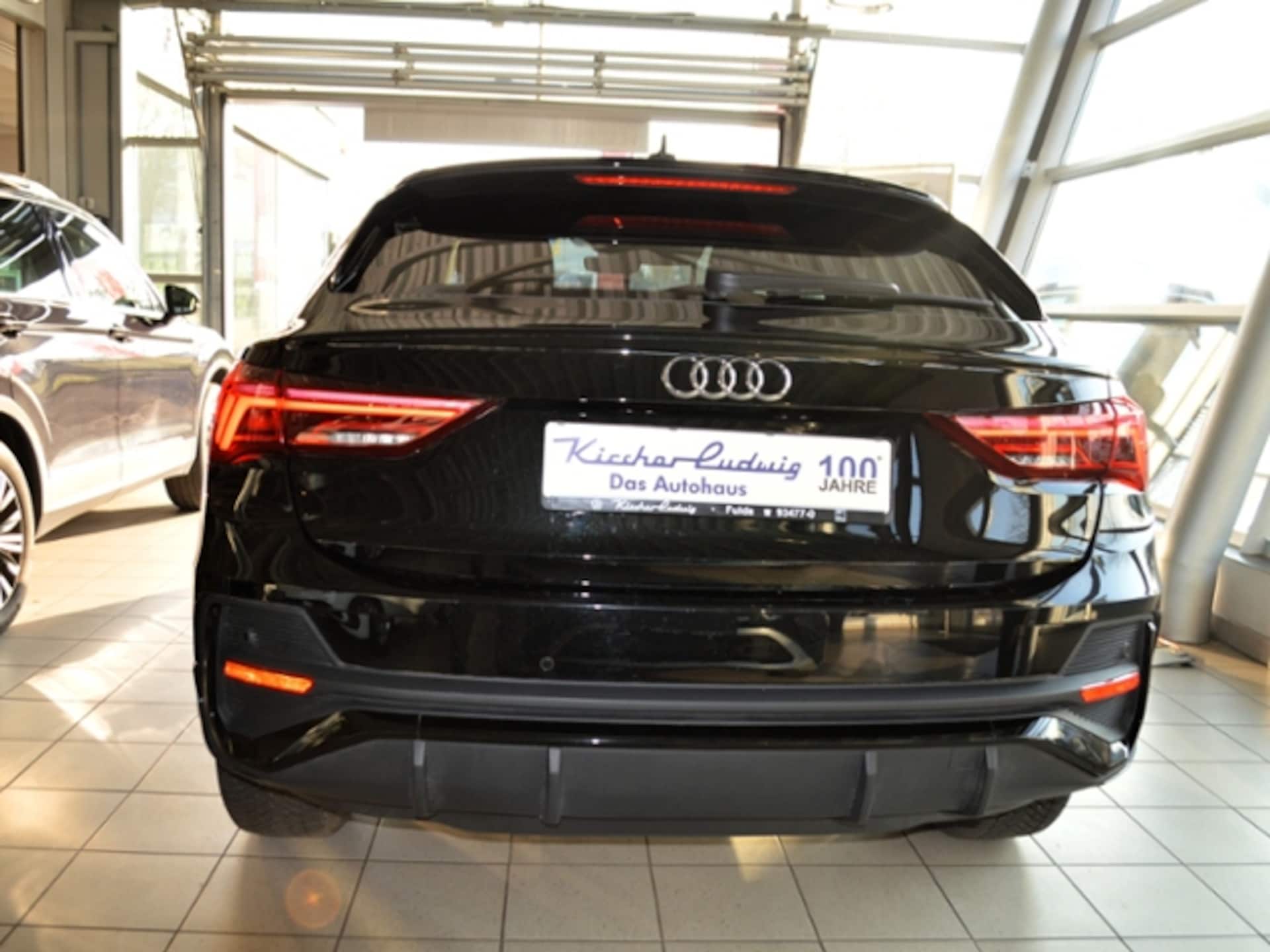 Audi Q3 Sportback S line