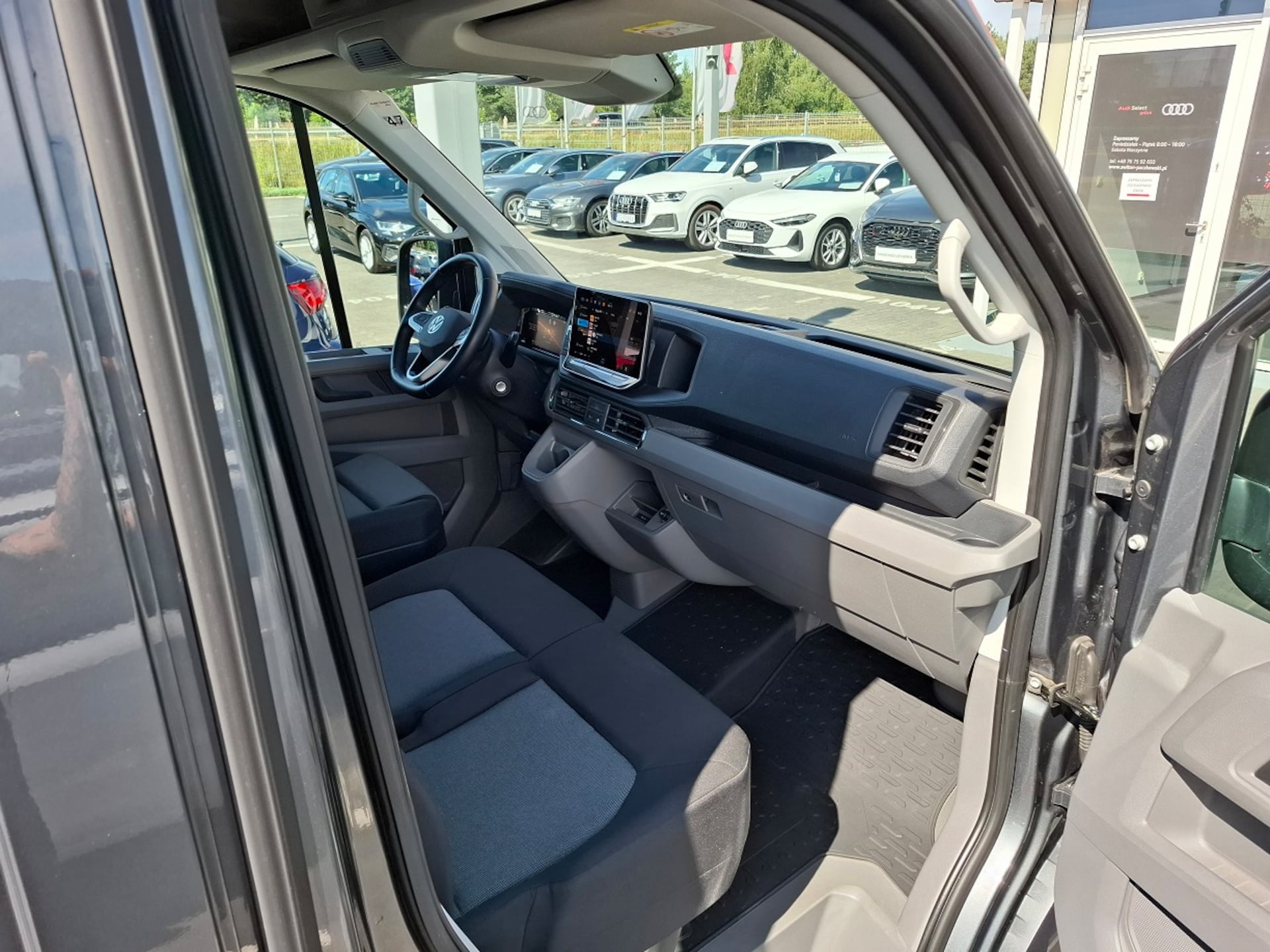 Volkswagen Crafter Furgon długi rozstaw osi