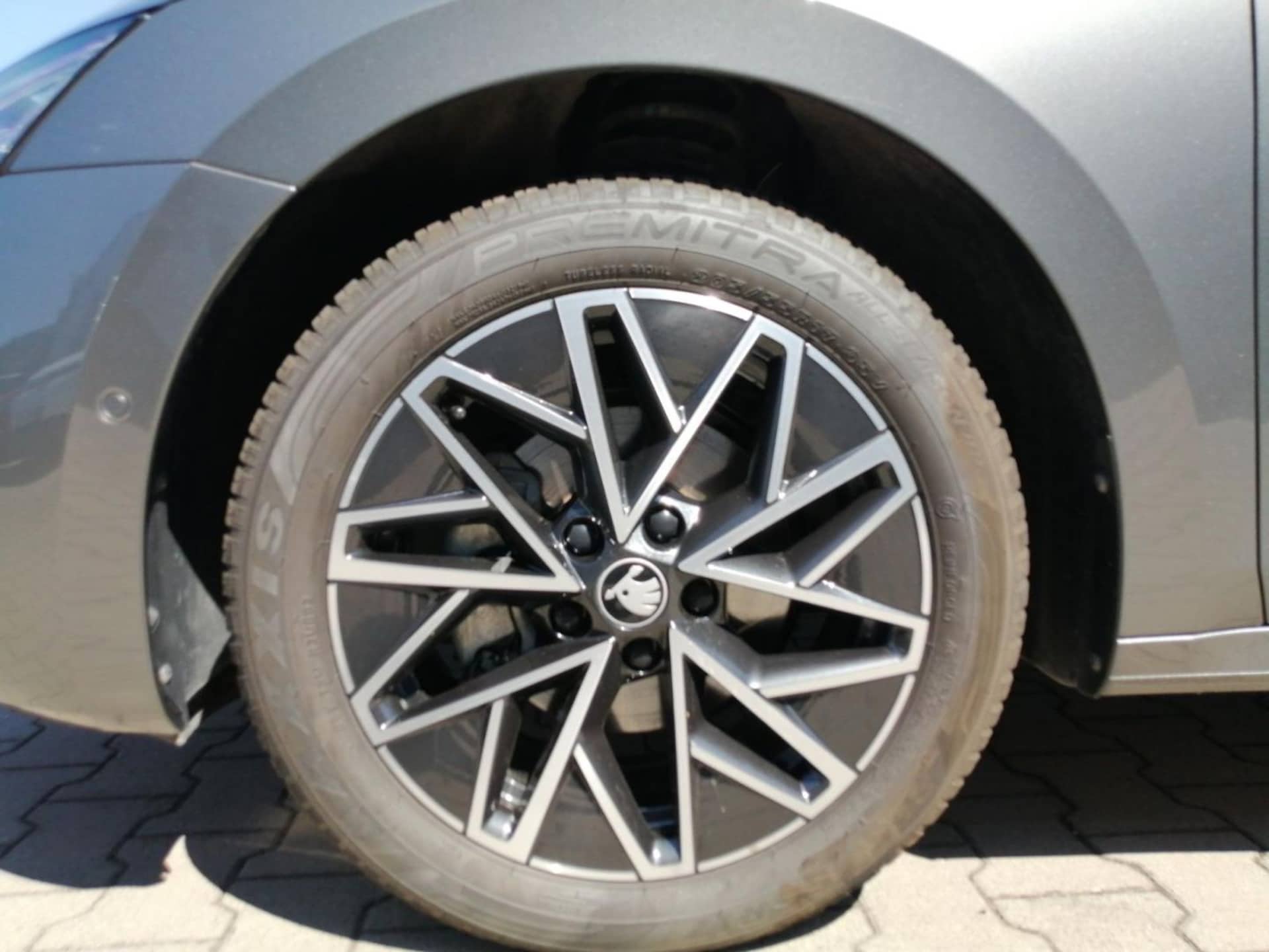 Skoda Octavia Combi Tour