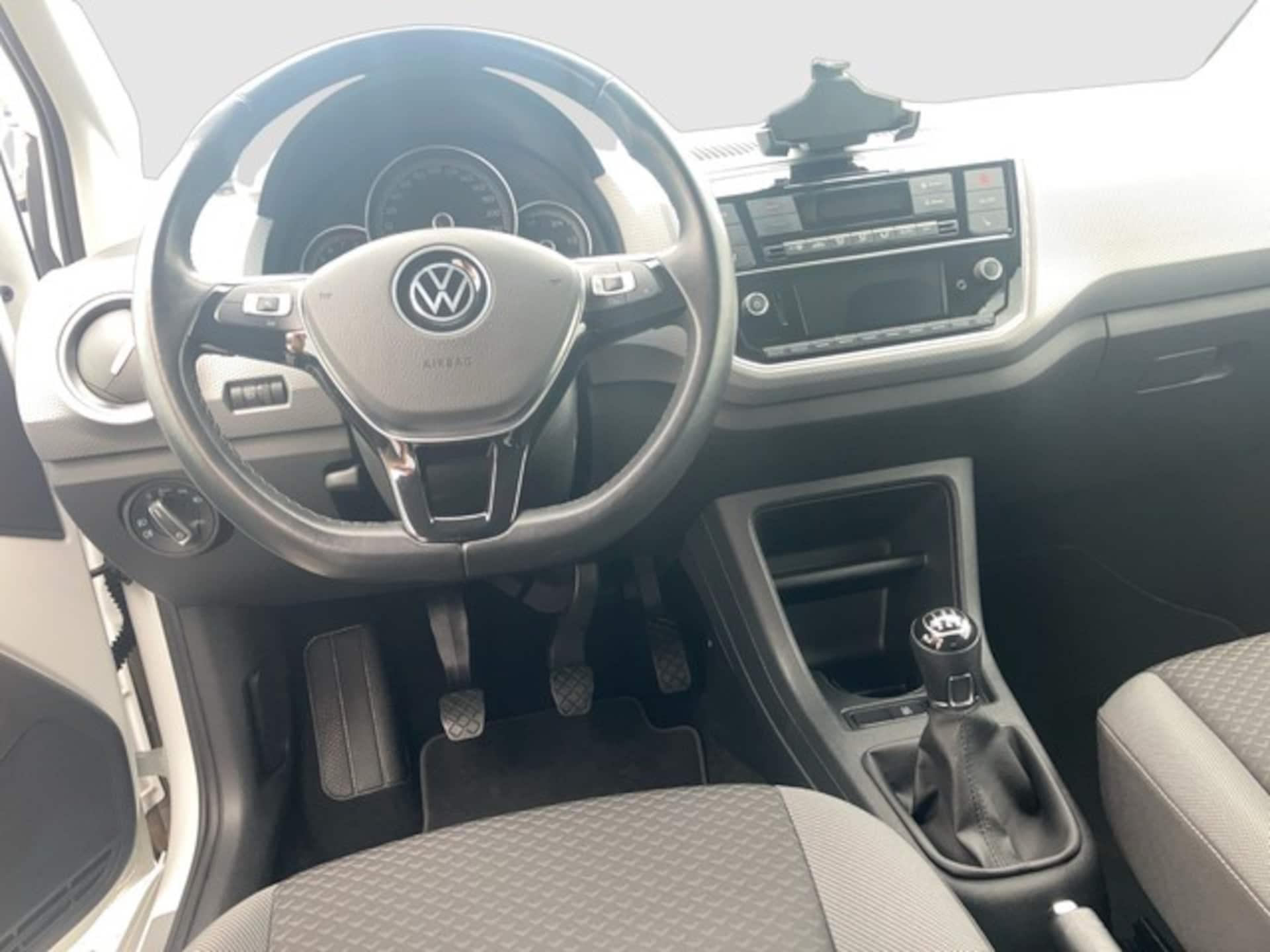 Volkswagen up! ACTIVE
