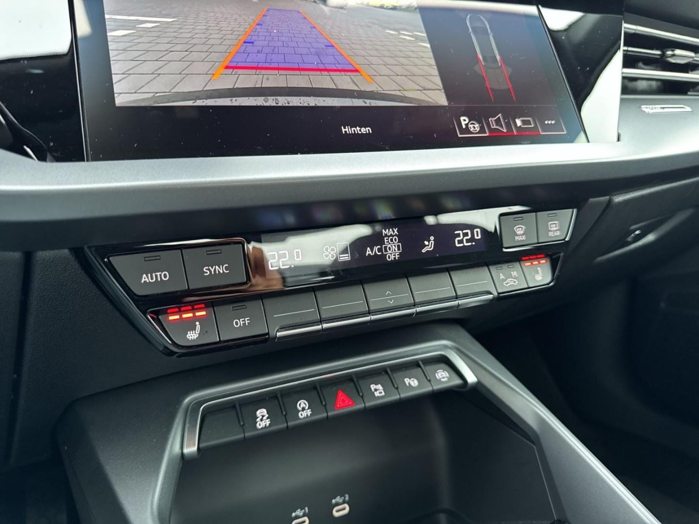 Bild über Audi A3 Limousine TFSI 110 kW S tronic - für weitere Informationen kontaktieren Sie den Audi Partner