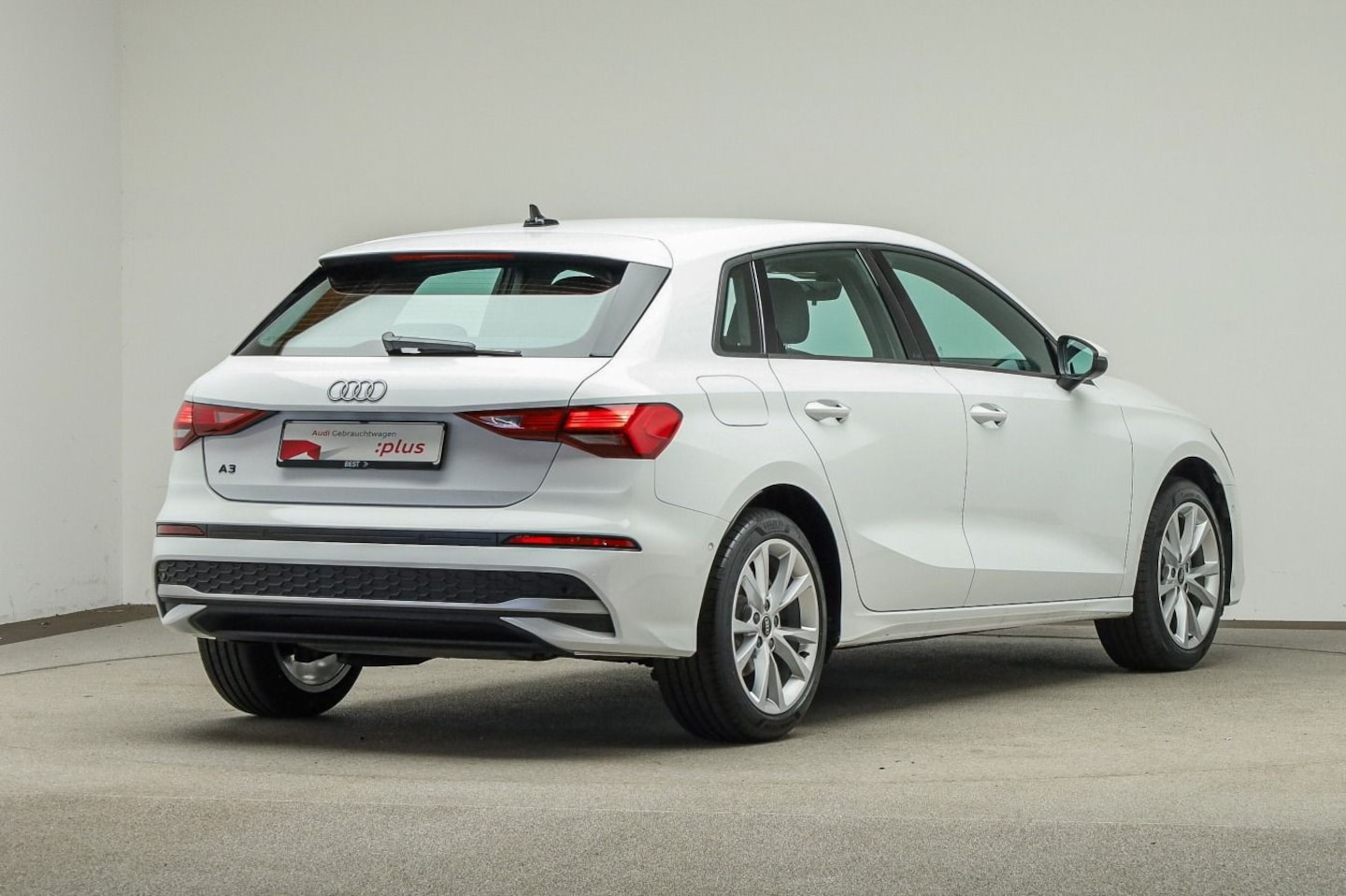 Bild über Audi A3 Sportback advanced 30 TFSI S tronic - für weitere Informationen kontaktieren Sie den Audi Partner