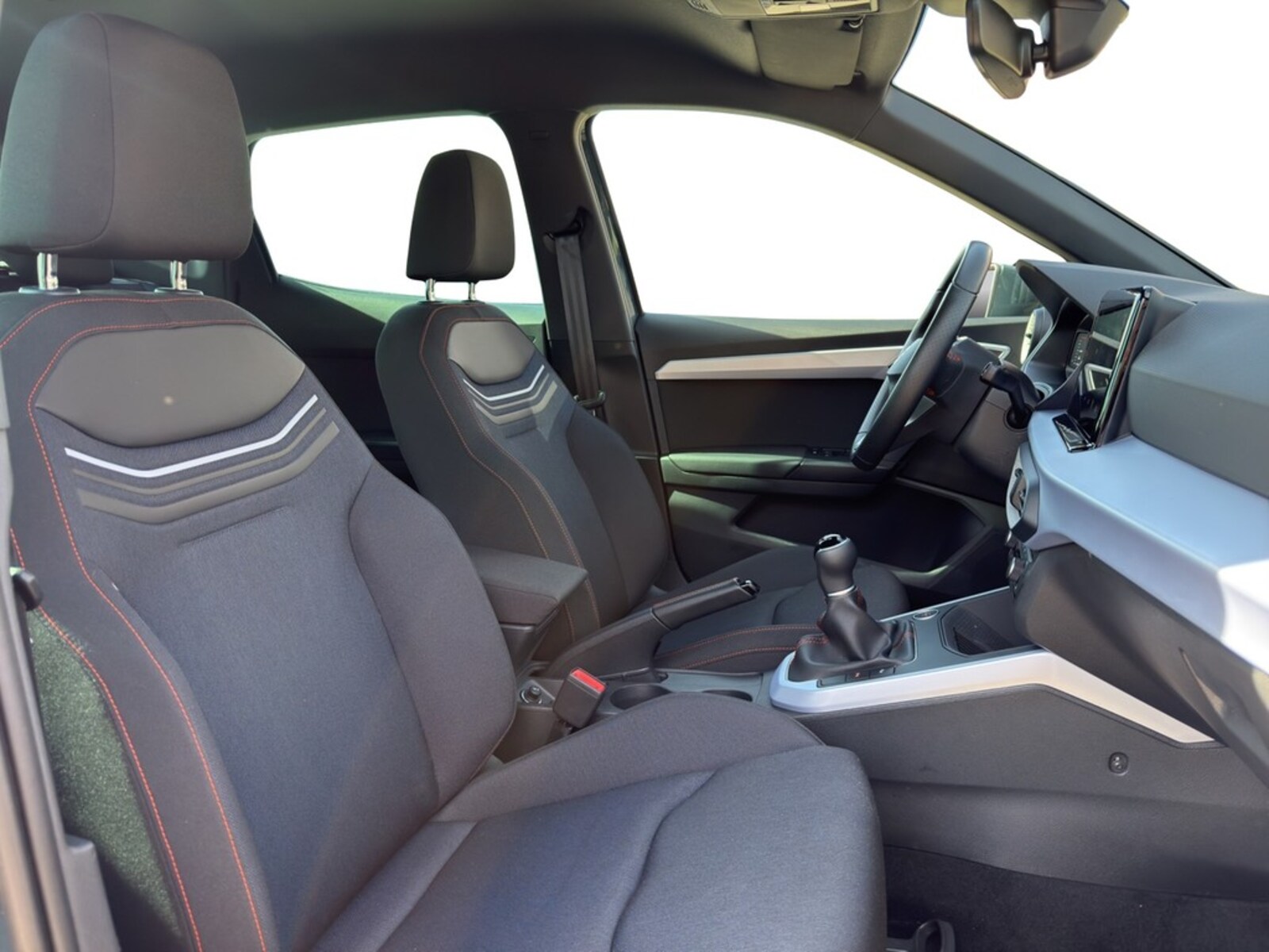 SEAT Arona – Bild 10