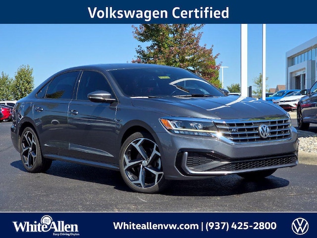 2022 Volkswagen Passat R-Line