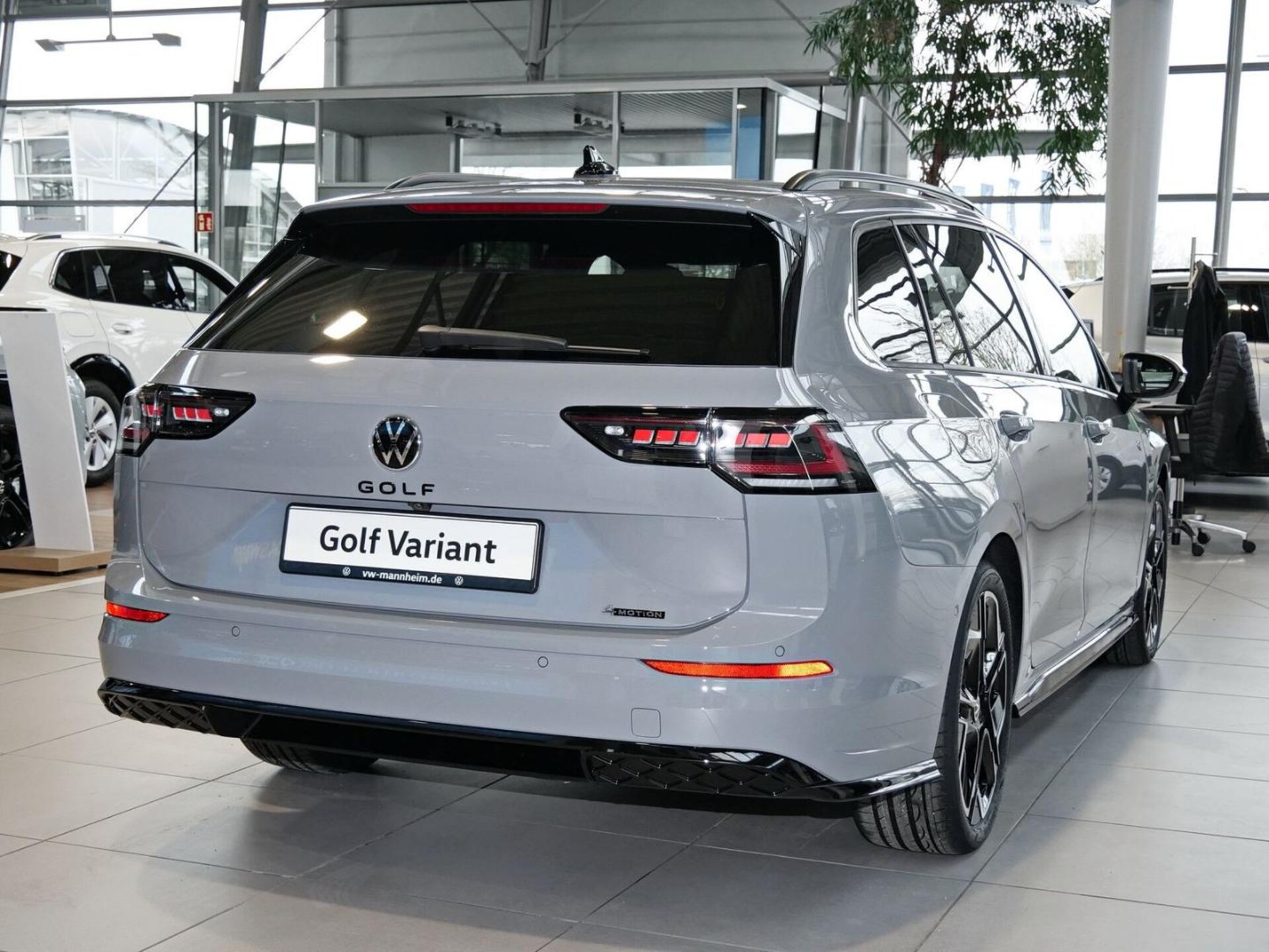 Volkswagen Golf Variant R-Line