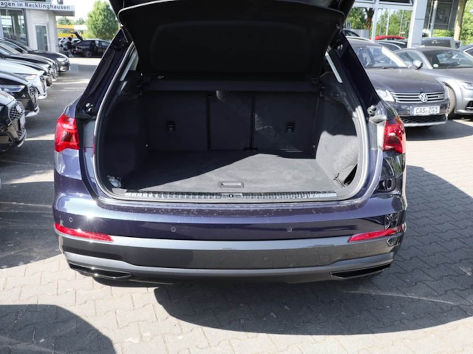 Audi Q3 – Bild 12