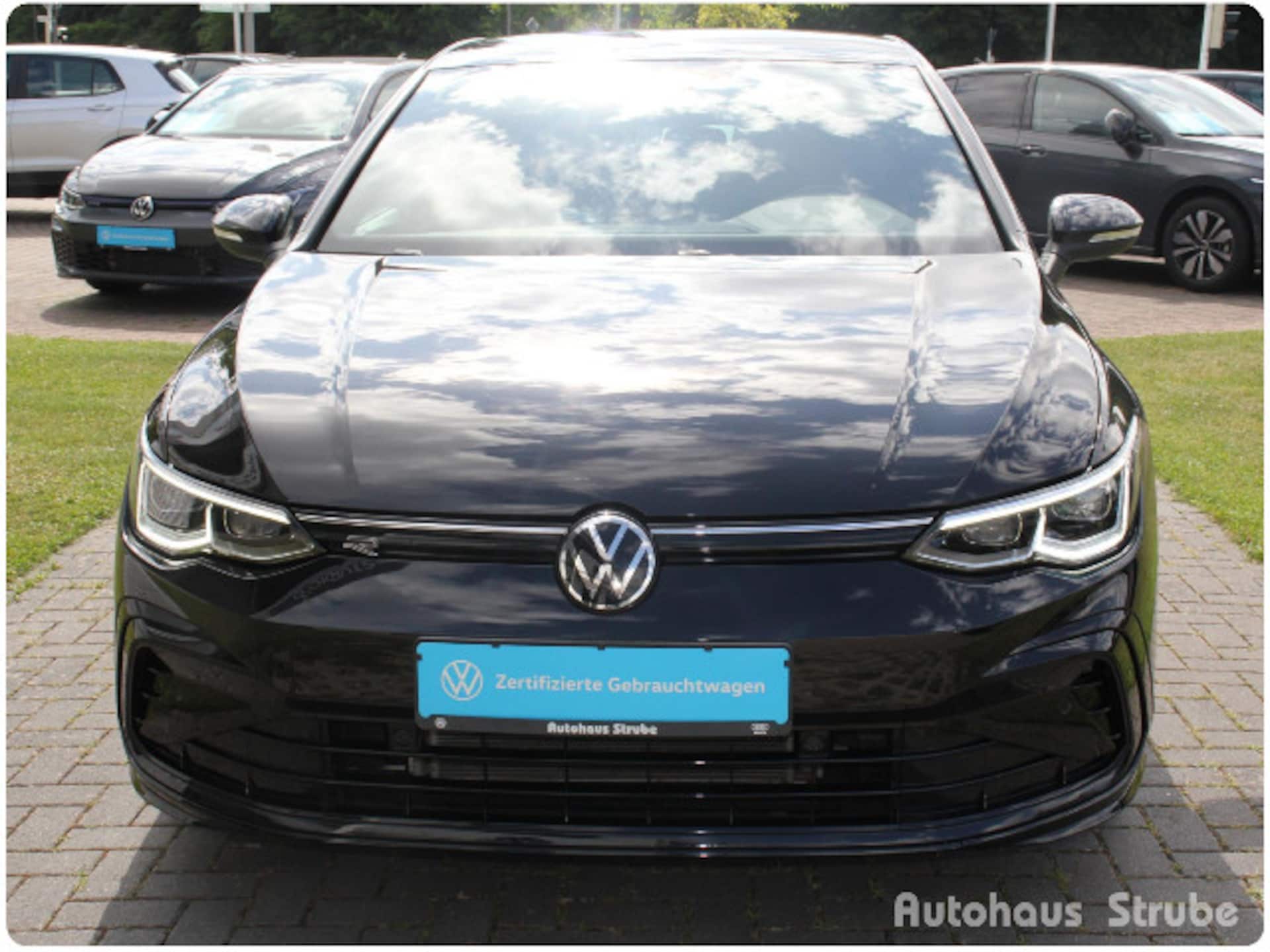 Volkswagen Golf R-Line